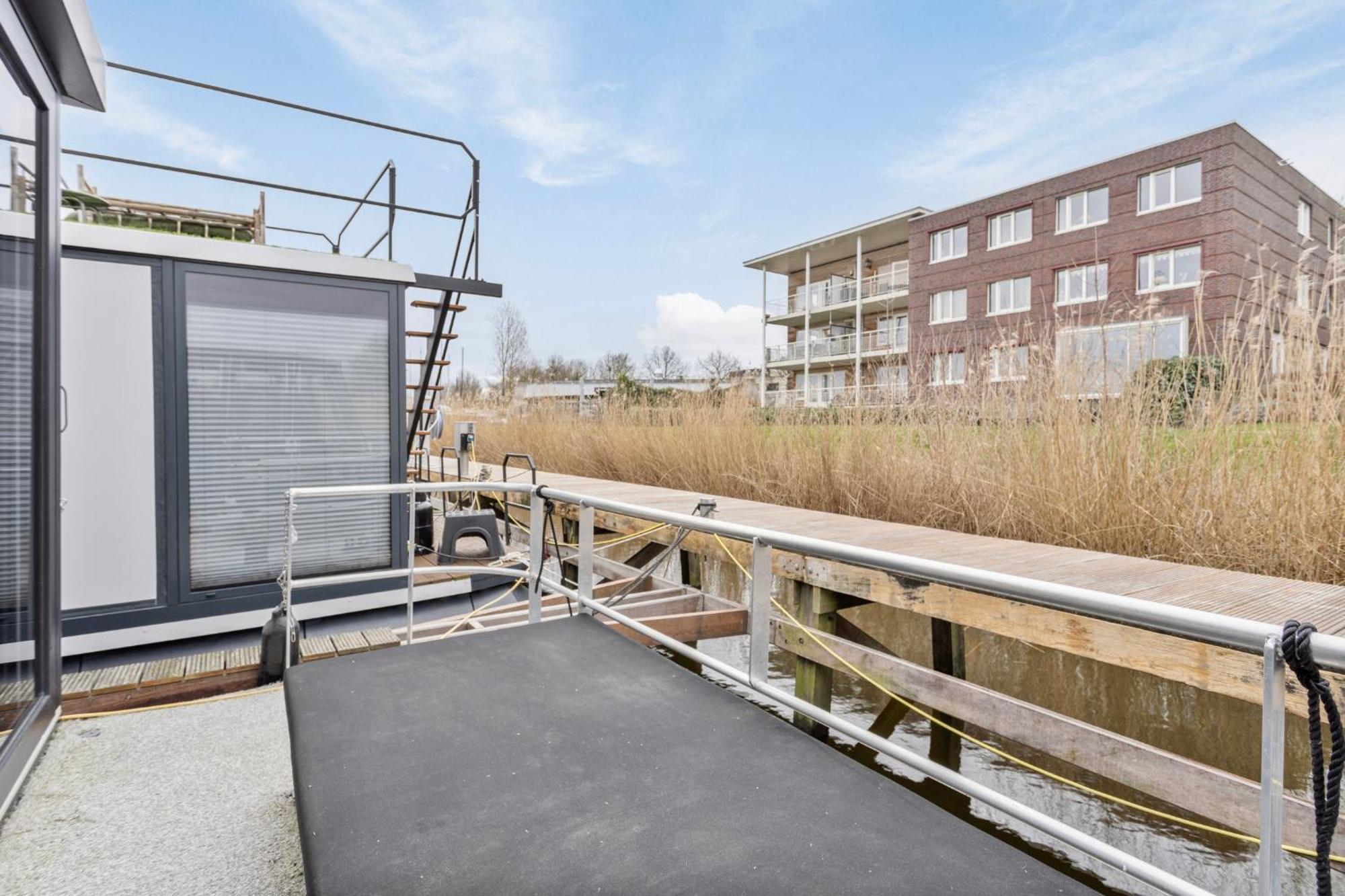 זייוולדה Luxurious Waterloft Near Beach And Centre By Weltevreden Experience מראה חיצוני תמונה